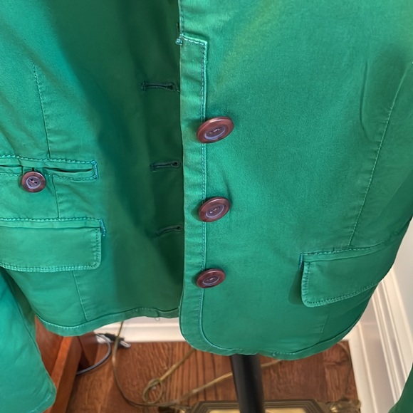 Selling DAUGHTERS of the LIBERATION brand Blazer size fits to medium-large - Picture 3 of 5